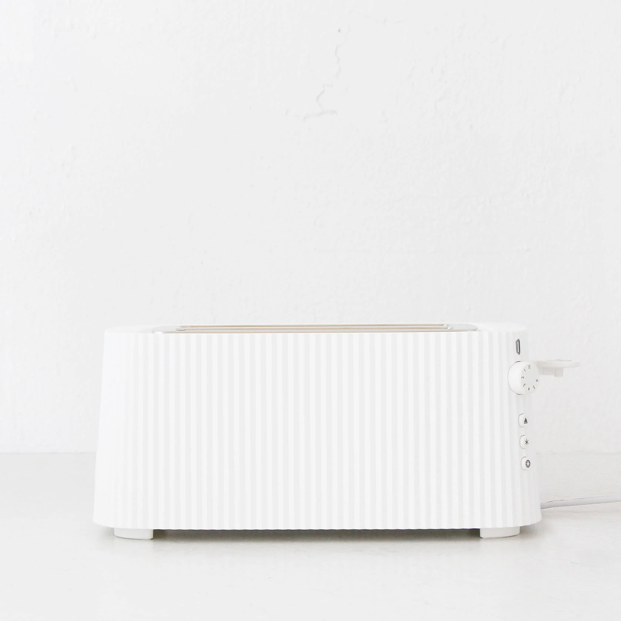 25% LTD SALE | ALESSI | PLISSE TOASTER | 4 SLICE | MATTE WHITE - Image 2