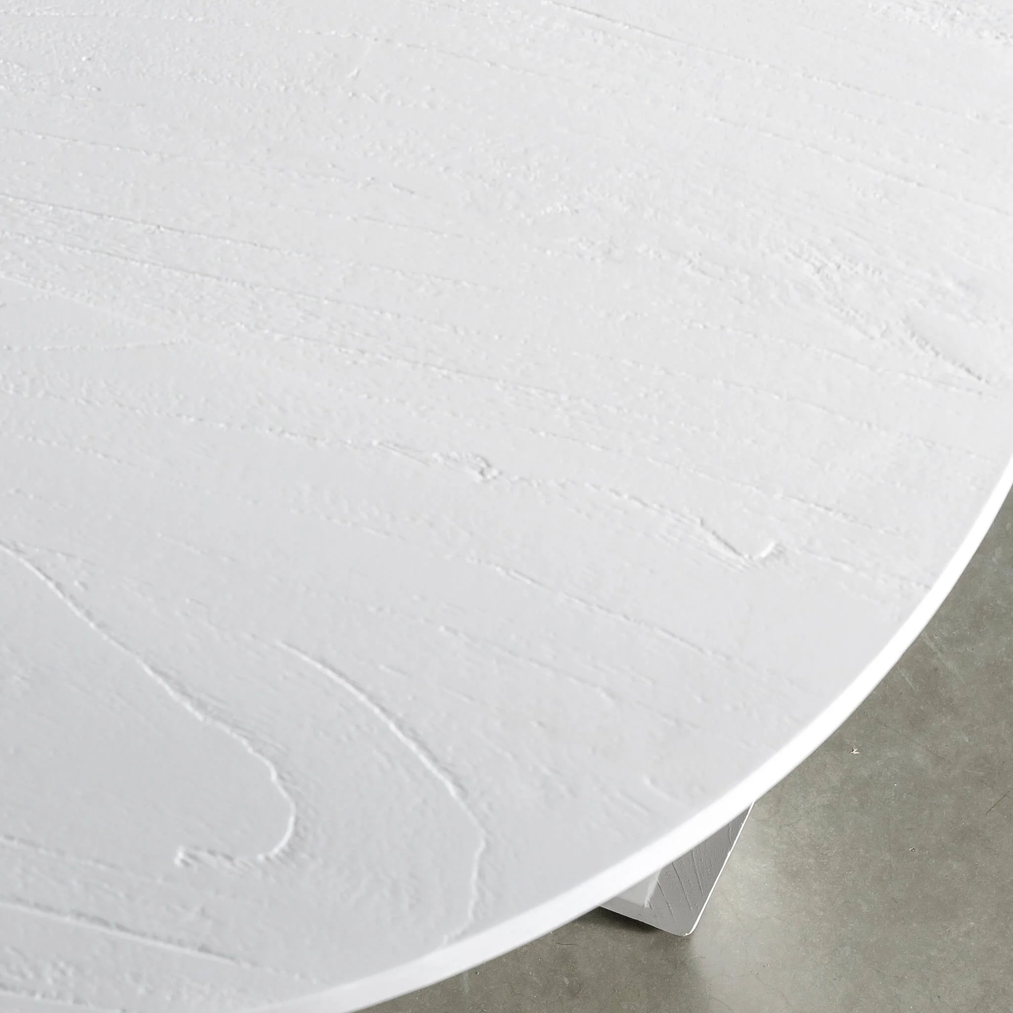 AMARA MID CENTURY TIMBER COFFEE TABLE  |  SOLID TOP WHITE | ROUND - Image 4
