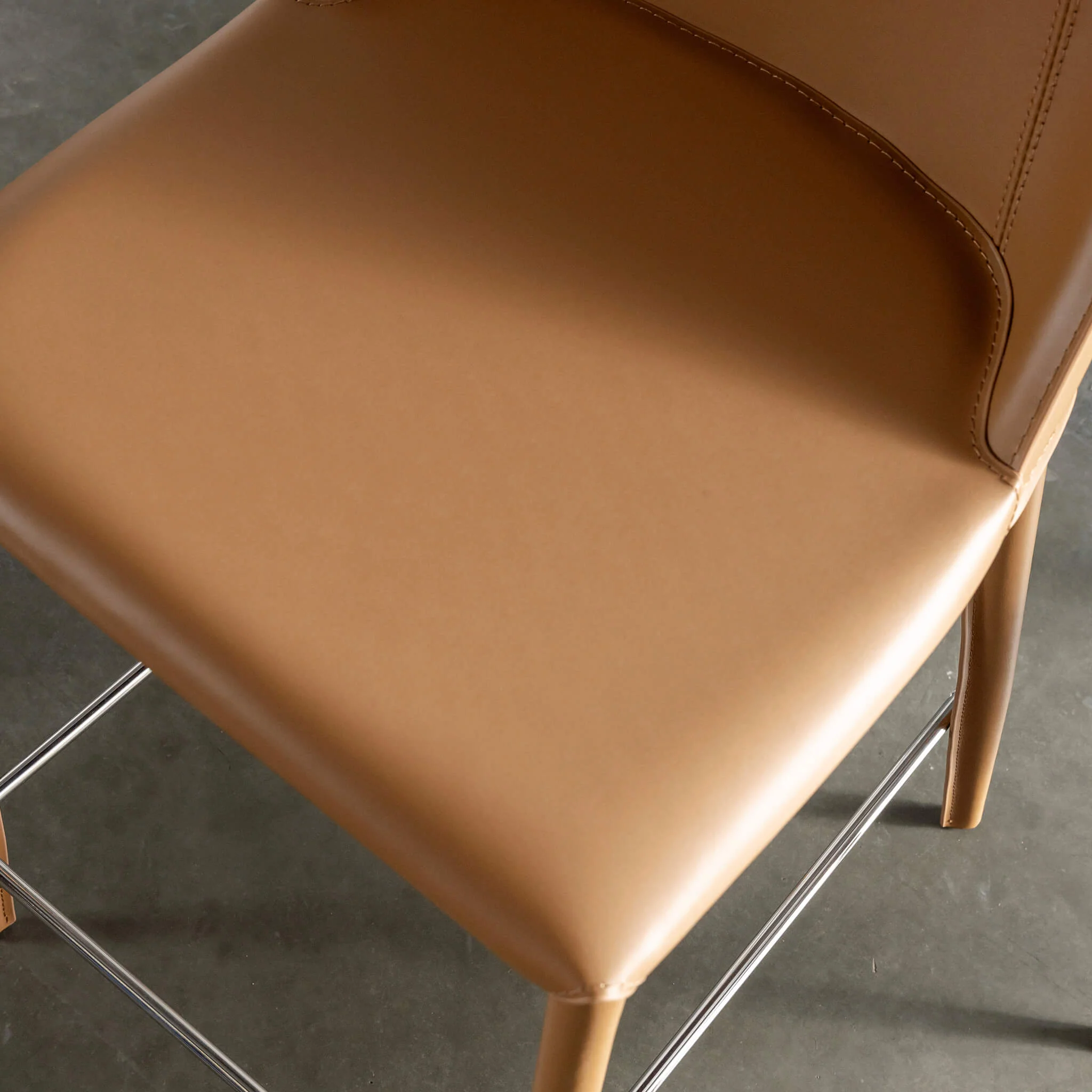 AMES MID CENTURY VEGAN LEATHER BAR CHAIR | SADDLE TAN - Image 3