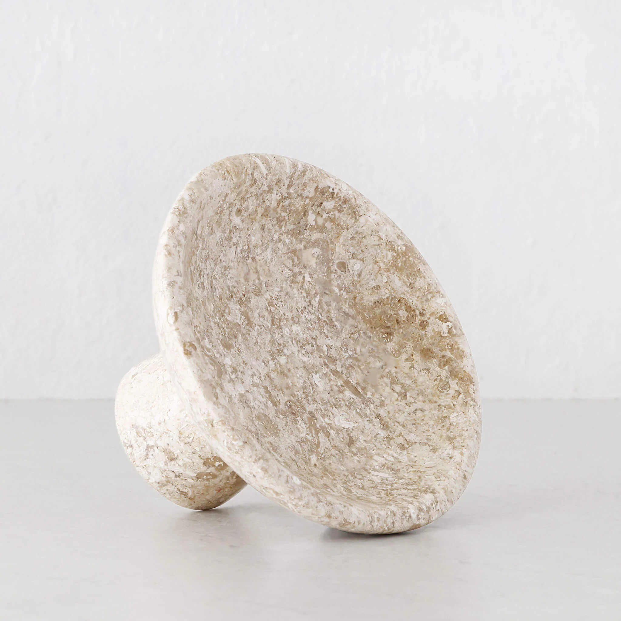 BAYAN FOOTED DISH  |  18CM  |  ORGANIC CREMA MARBLE - Image 5