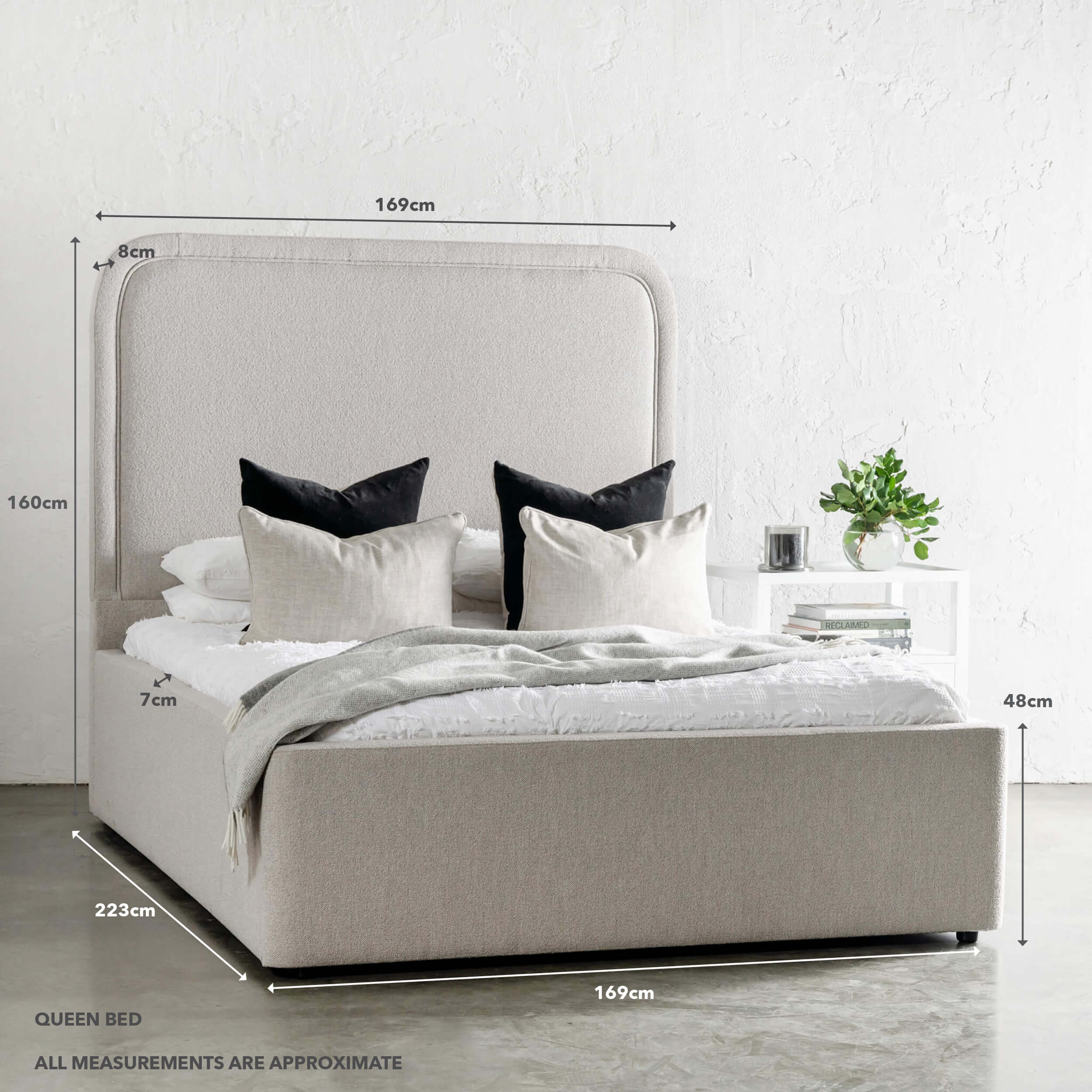 CAMMERAY ROUNDED TOP BED | DIMPSE SILVER BOUCLE - Image 4