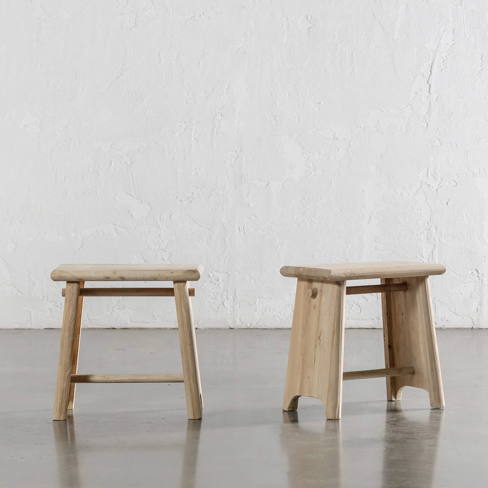 CAPRETTA ELM CREATORS STOOL  |  BLEACHED BRISTLE  |  BUNDLE X 2 - Image 4