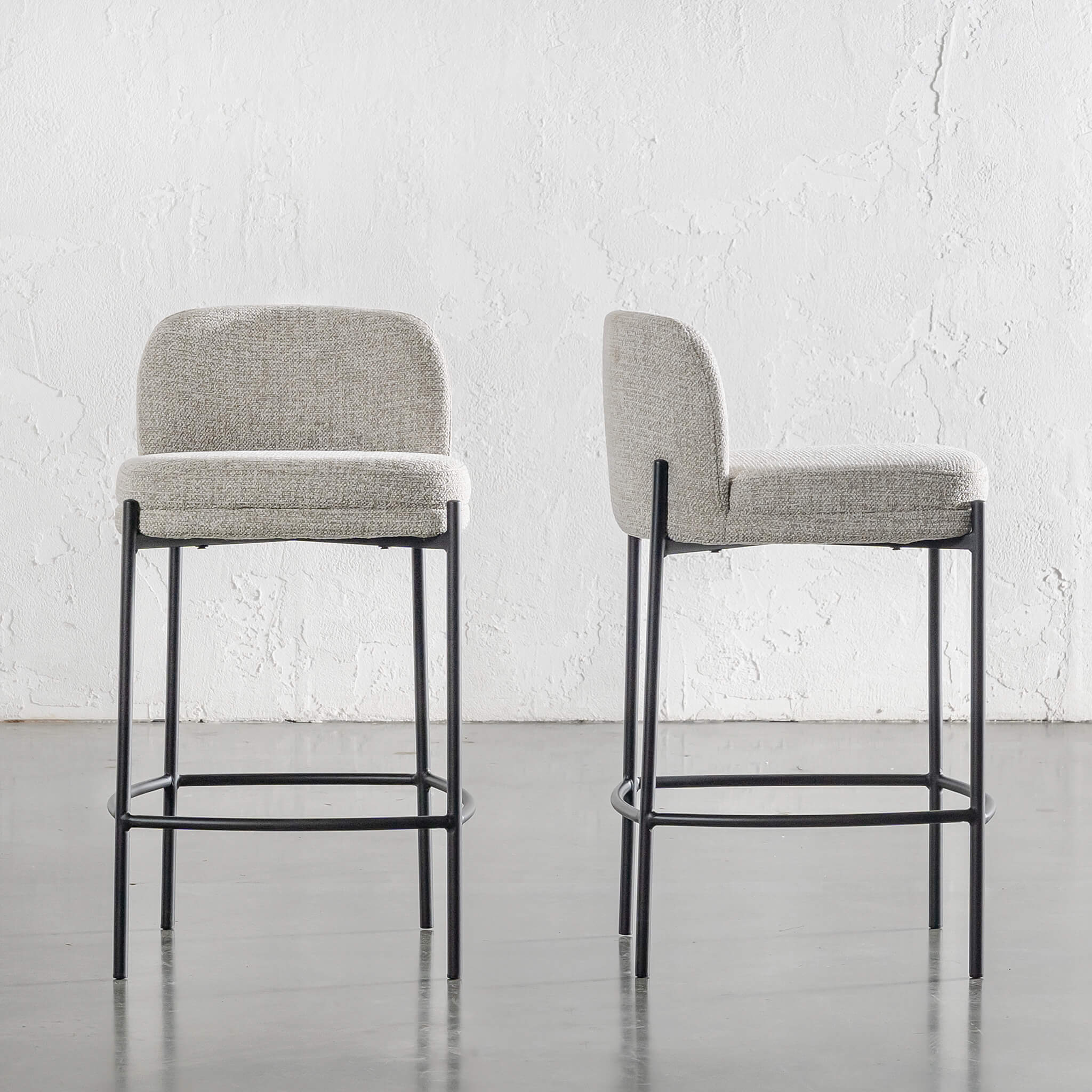 CARMO MODERNA LOW BACK FABRIC BAR CHAIR | FLAX ROYALE + BLACK FRAME