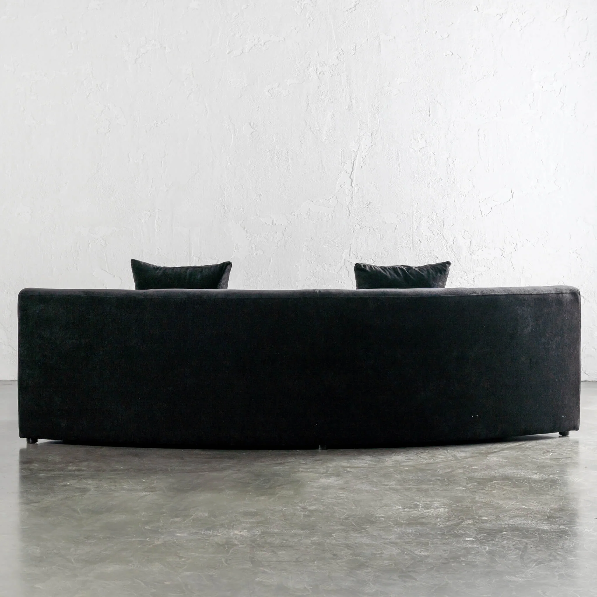 CARSON CONTEMPO CURVED 2 PCE SOFA  |  BLACK NOIR TEXTURED VELOUR - Image 7