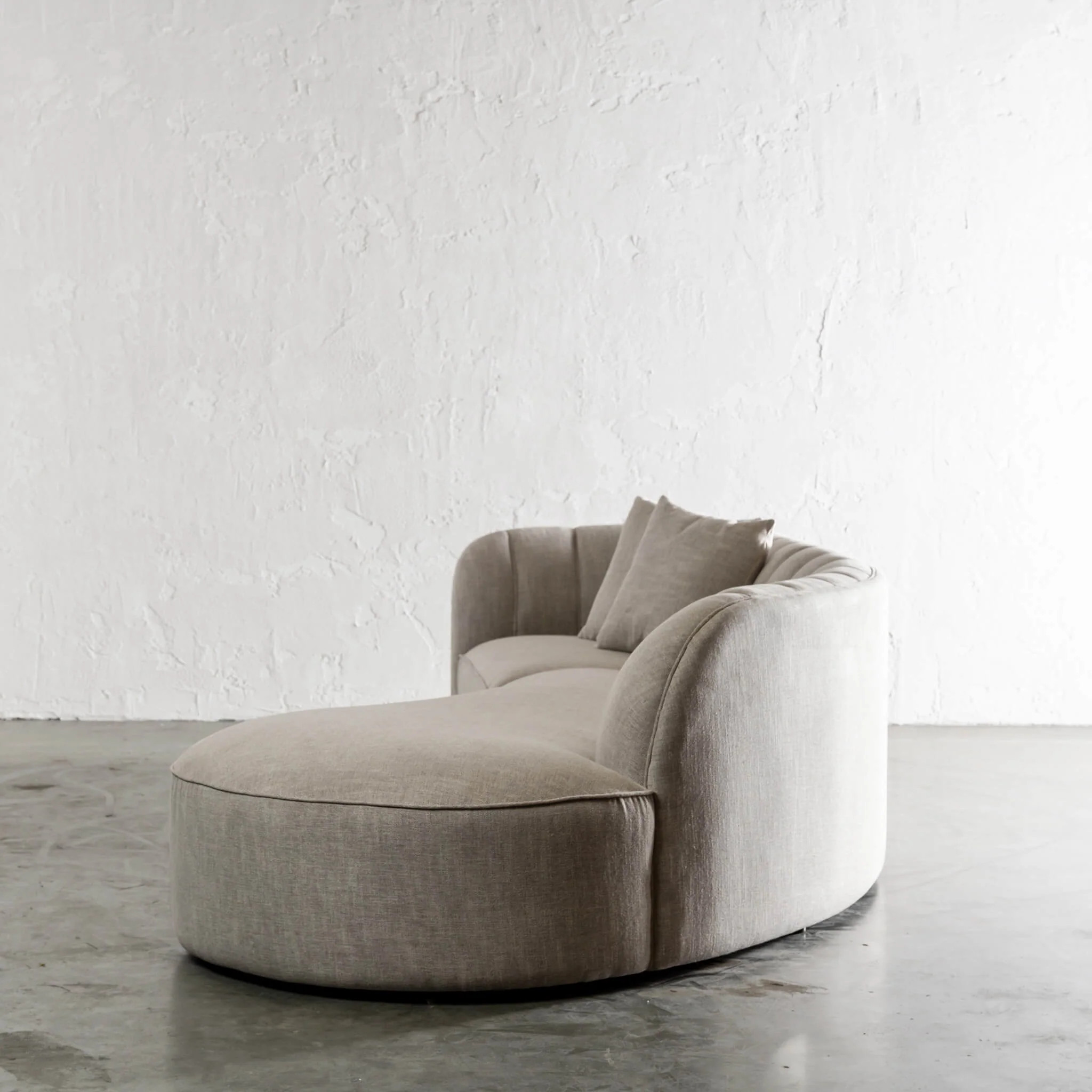 CARSON MODERNA CURVED RIBBED MODULAR SOFA | JOVAN EARTH - Image 5