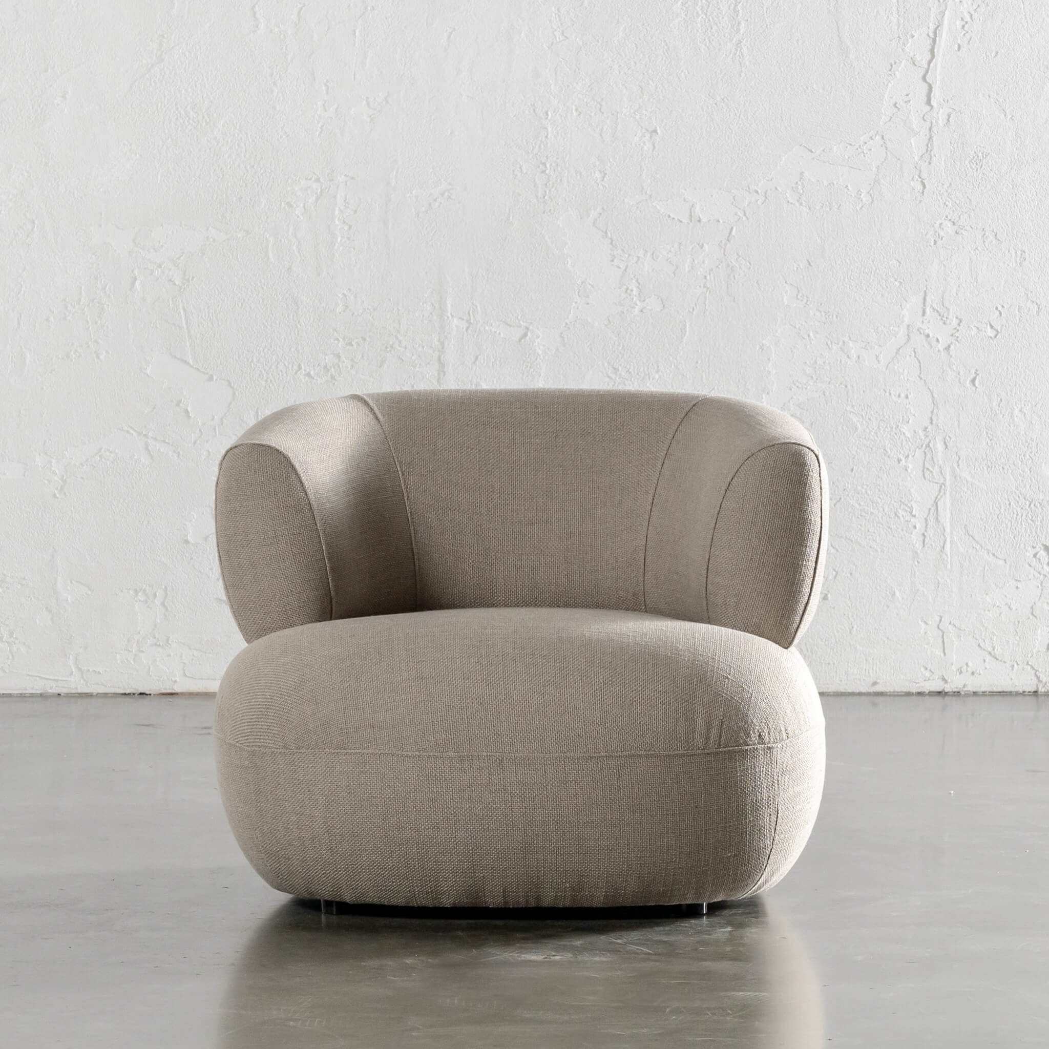 CARSON ROUNDED ARMCHAIR  |  DEEP MANUKA WEAVE - Image 3