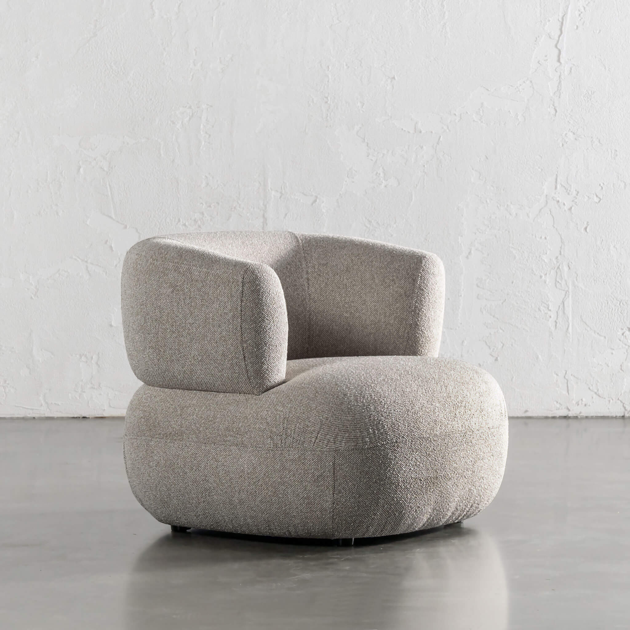 CARSON ROUNDED ARMCHAIR  |  SANDY DUSK - Image 8