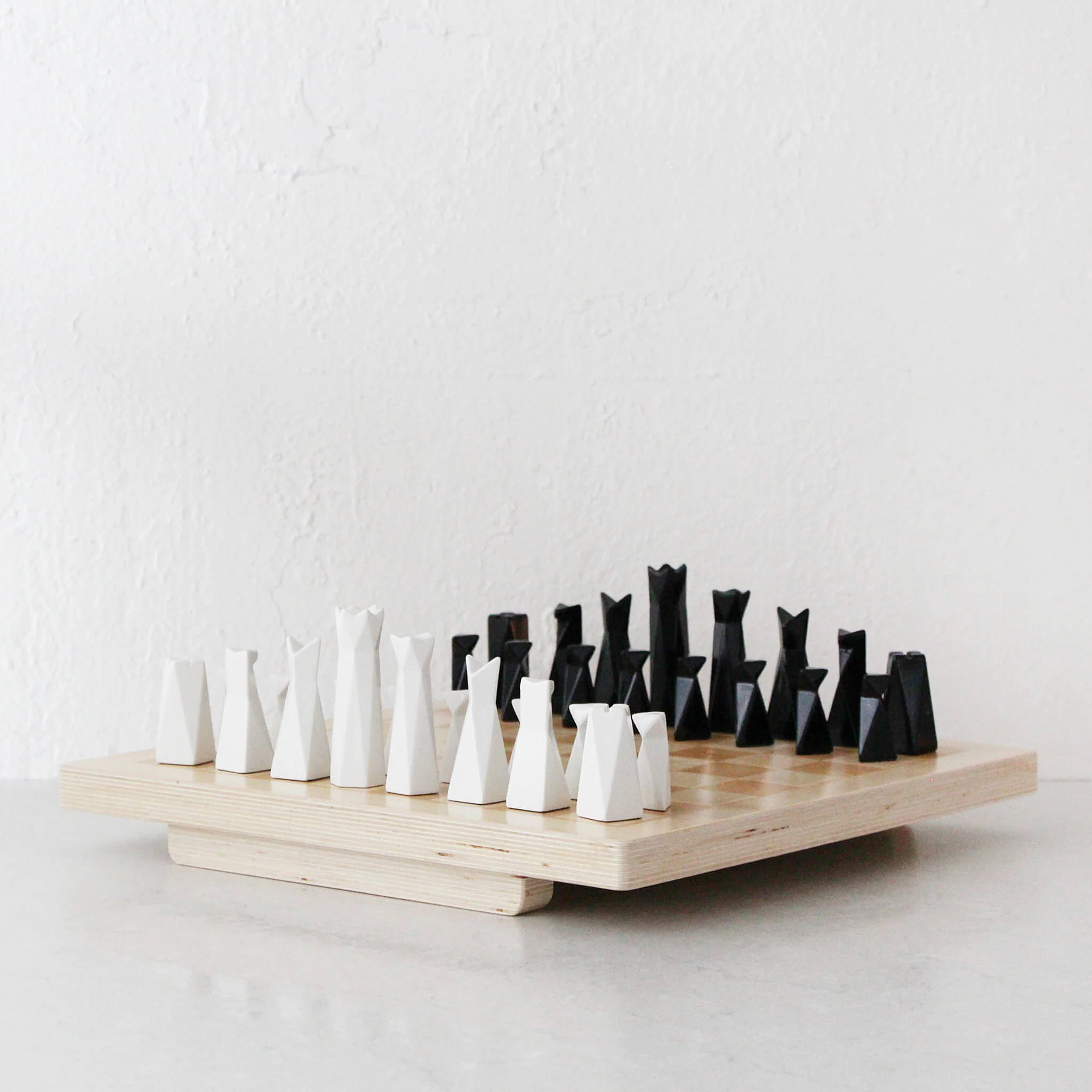CHESS SET | 38CM X 38CM | PLANET FINSKA - Image 4