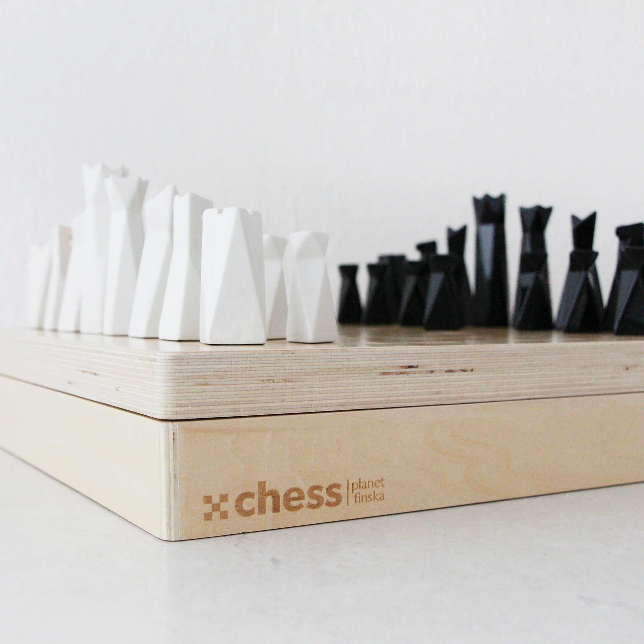 CHESS SET | 38CM X 38CM | PLANET FINSKA - Image 7