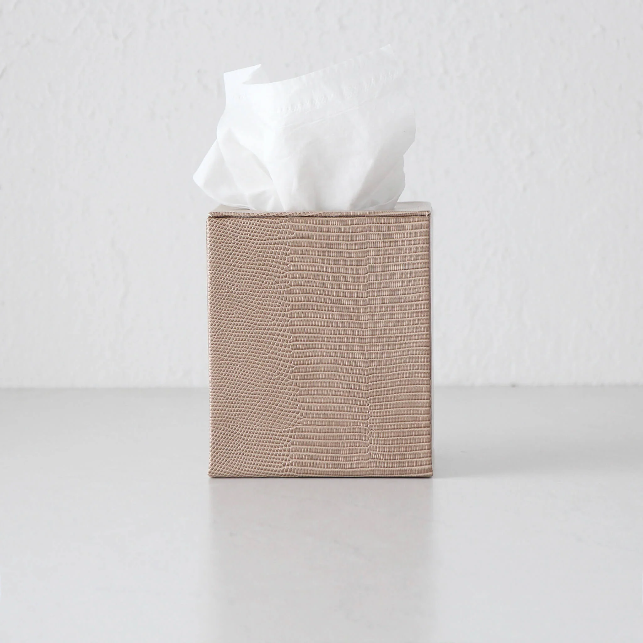 CONRAD SNAKE SQUARE TISSUE BOX | LIGHT CEDAR - Image 2