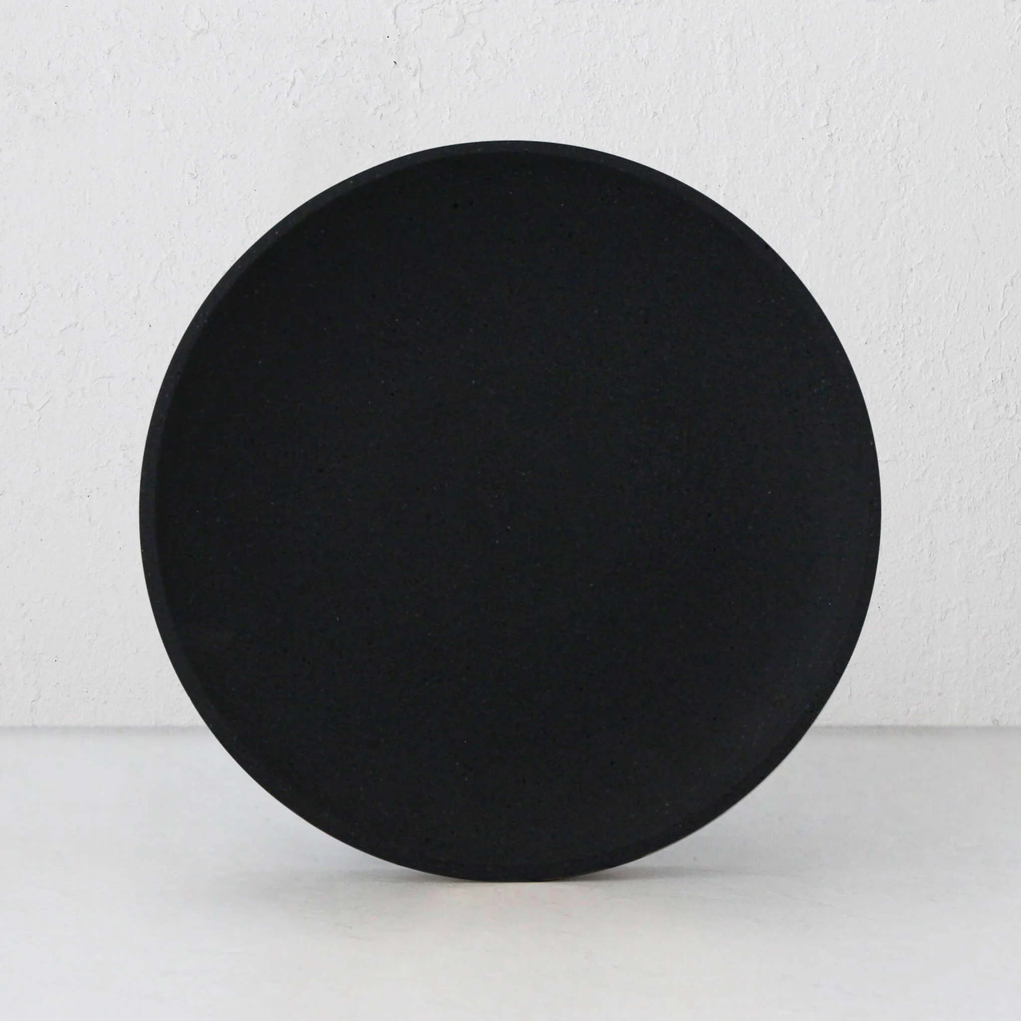 ESHER PLATTER MEDIUM 40CM | BLACK - Image 3