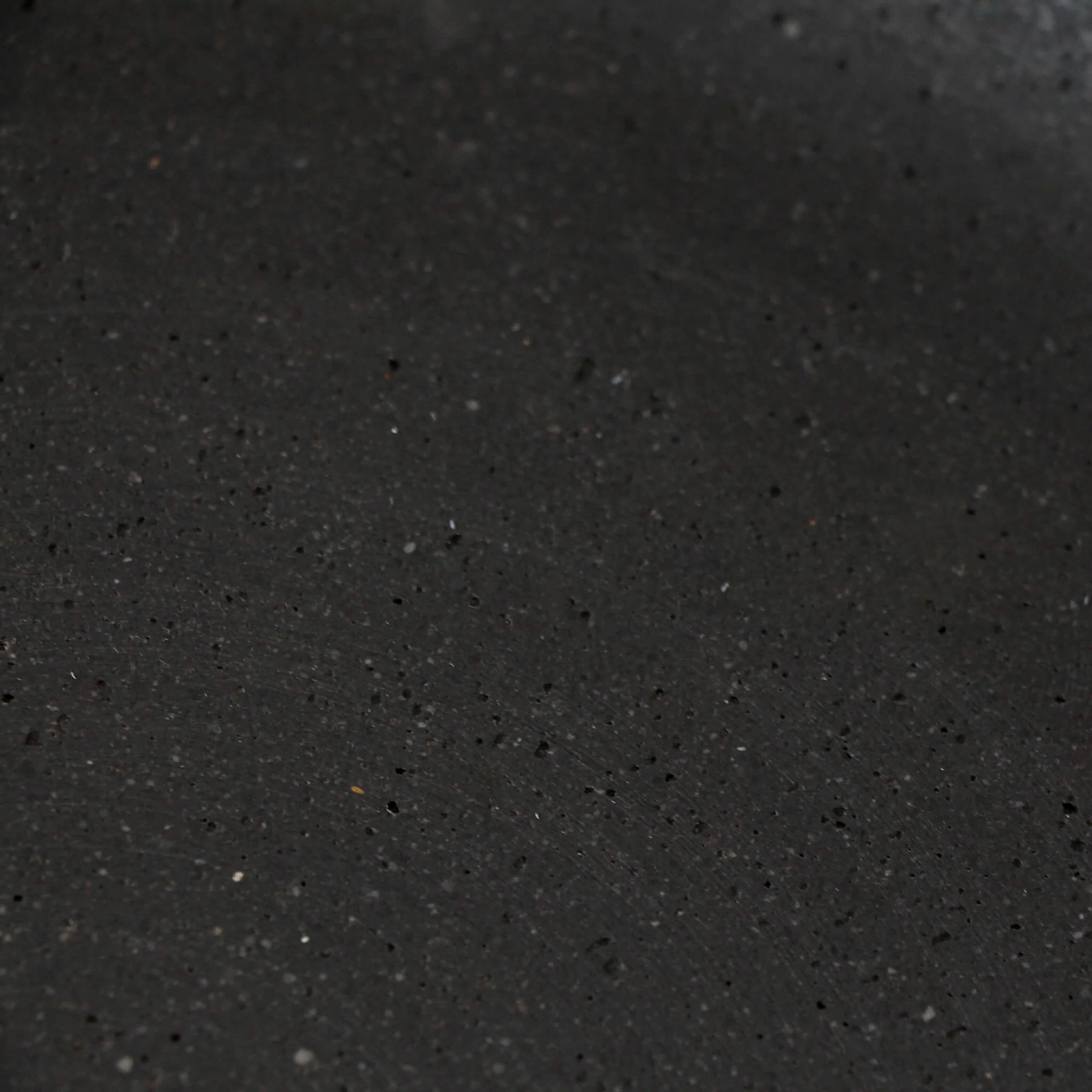 ESHER PLATTER MEDIUM 40CM | BLACK - Image 4