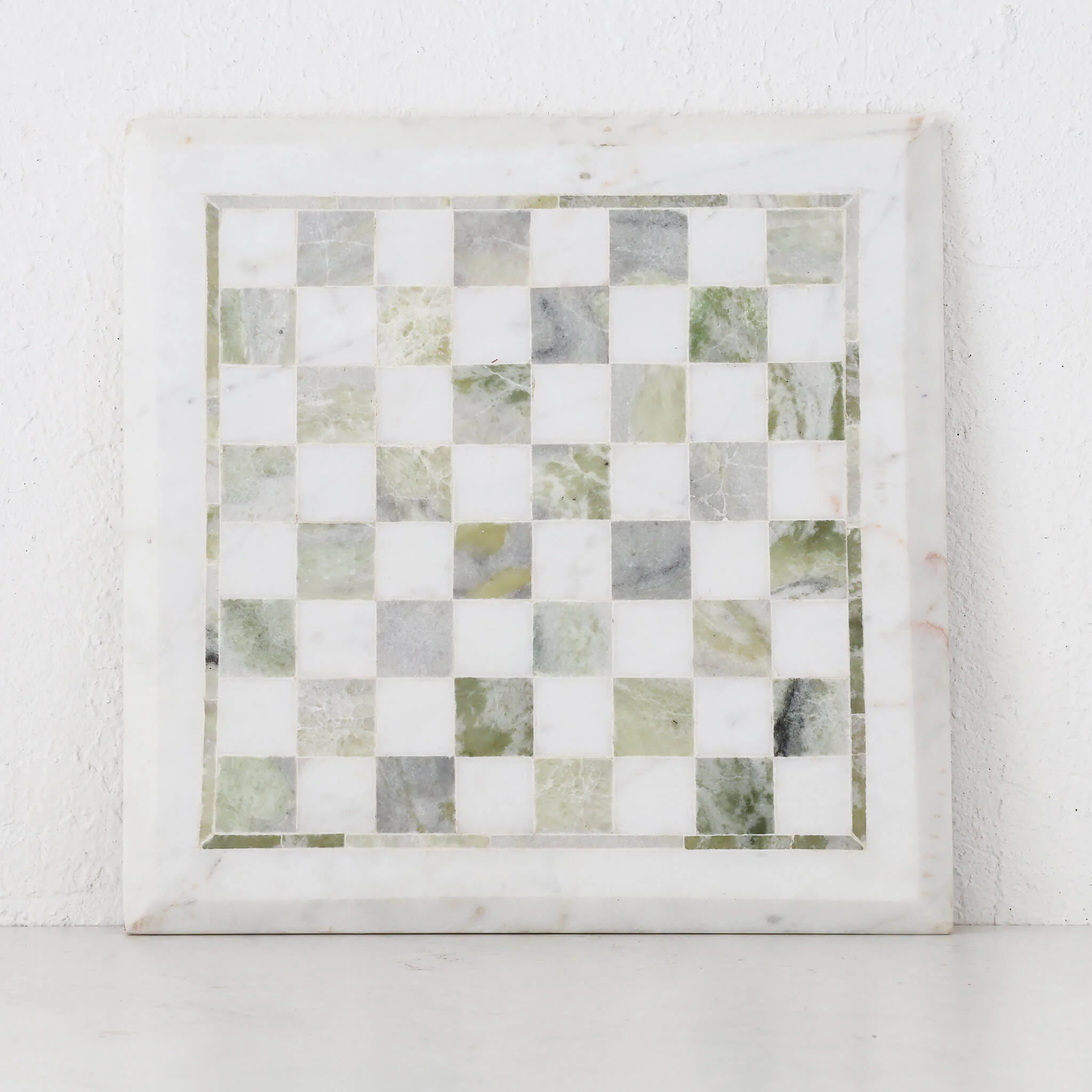 GAMBIT MARBLE CHESS SET | GREEN + WHITE MARBLE - Image 2