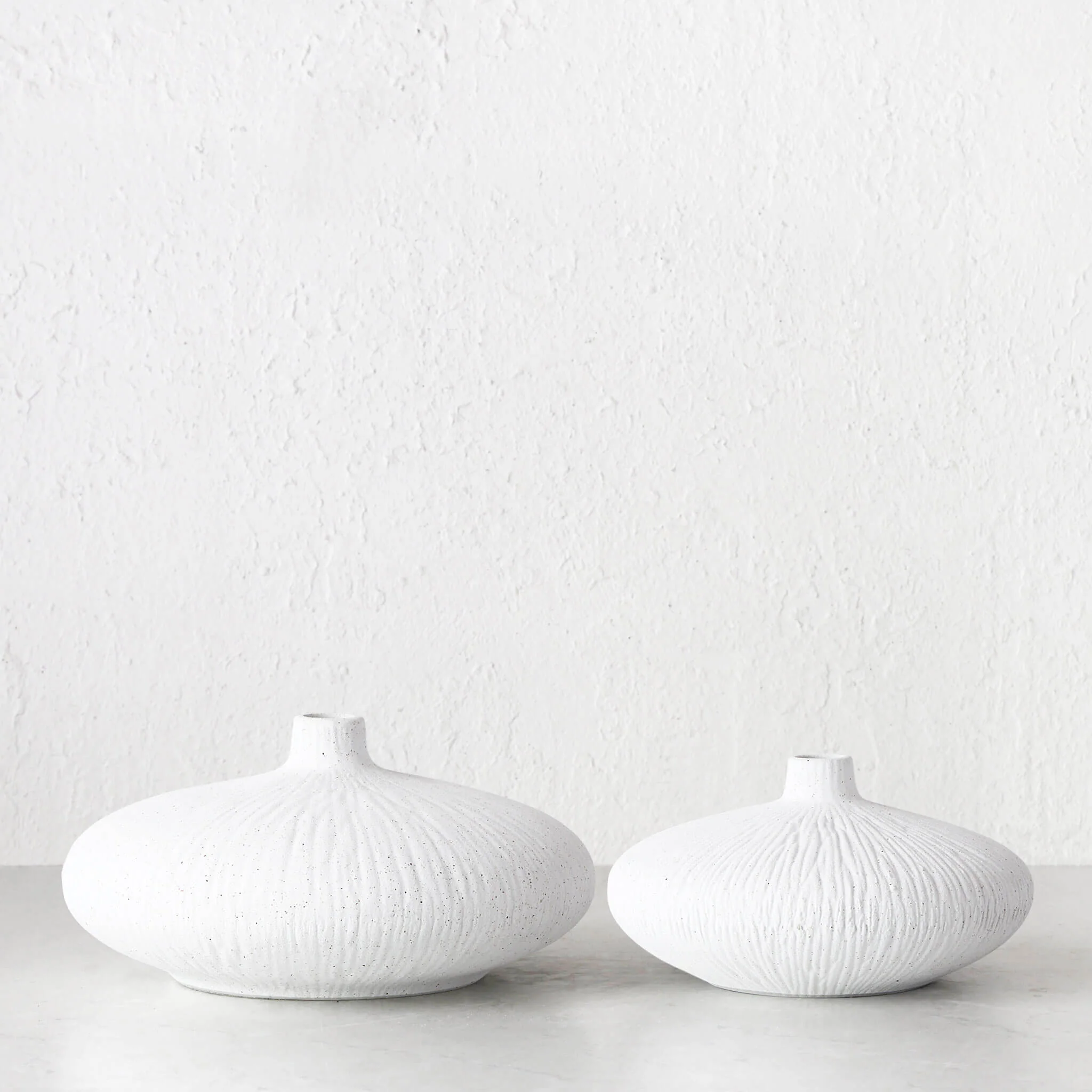 NEVE CERAMIC VASE BUNDLE X2  |  M + L  |  NATURAL WHITE CERAMIC