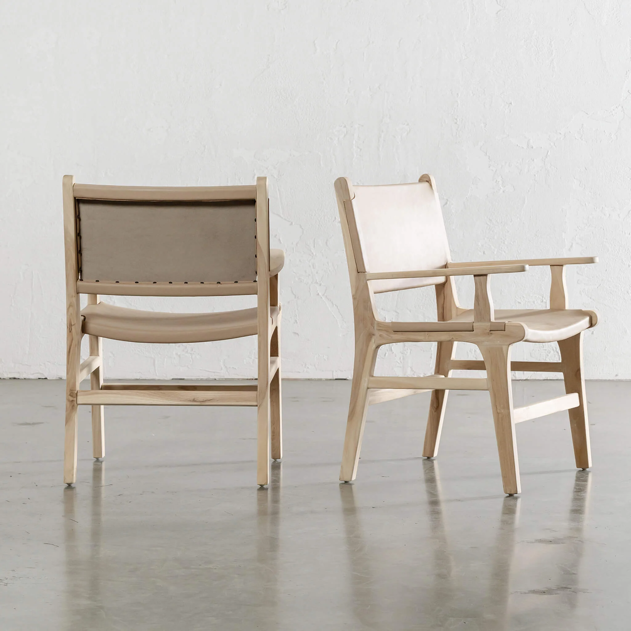 MALAND CONTEMPO SOLID HIDE LEATHER CARVER CHAIR | BLONDE WOOD + TOASTED ALMOND LEATHER HIDE - Image 2
