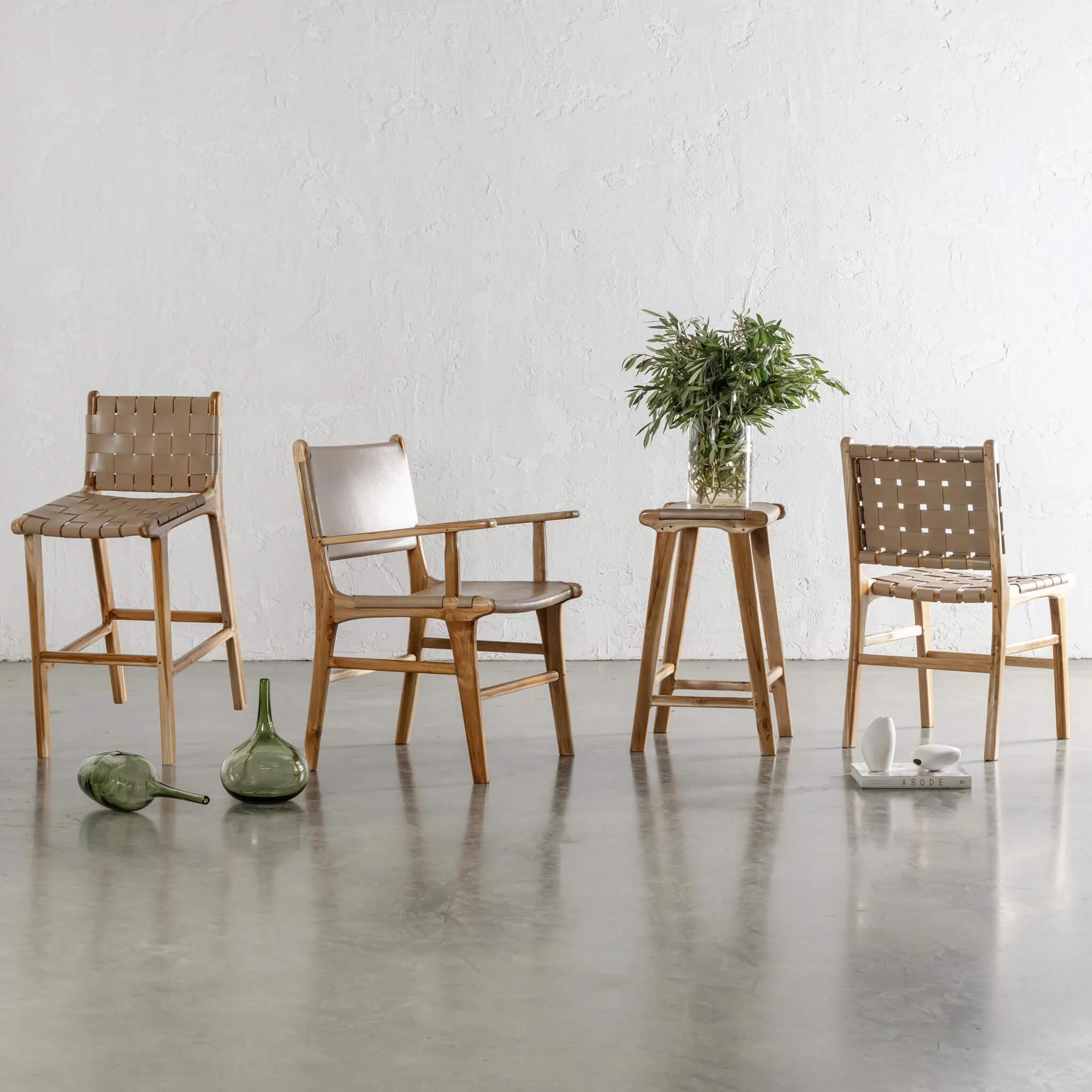 MALAND SOLID HIDE LEATHER COUNTER STOOL | LIGHT TAUPE LEATHER HIDE - Image 4