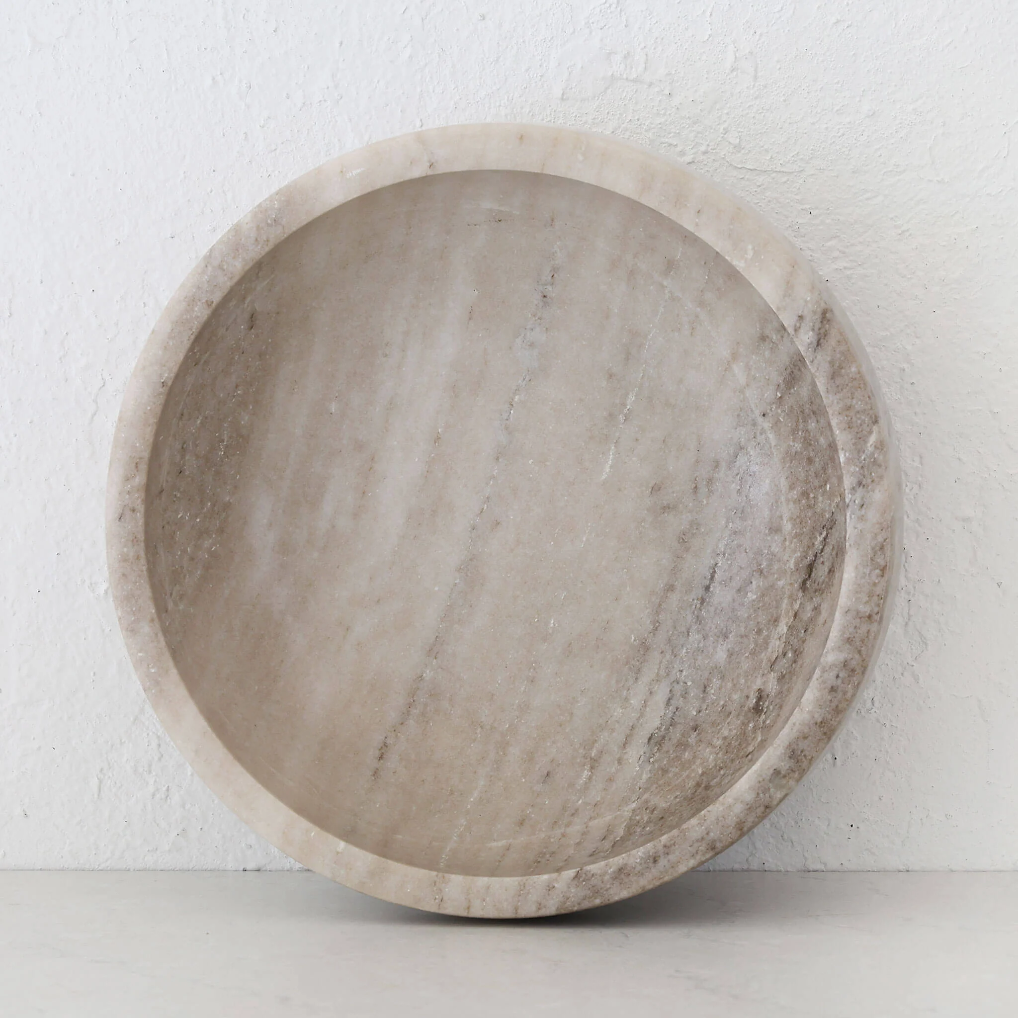 MARA MARBLE CURVED SALAD BOWL | BEIGE MARBLE - Image 3