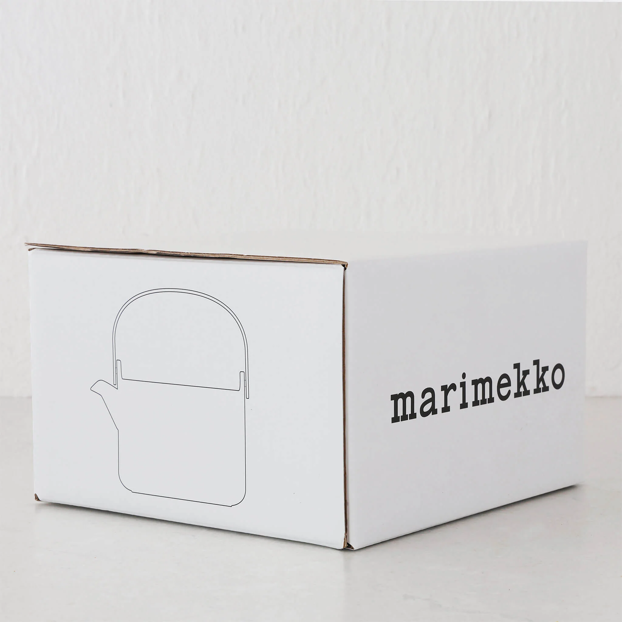 MARIMEKKO | OIVA SIIRTOLAPUUTARHA TEAPOT 7DL | BLACK + WHITE - Image 8