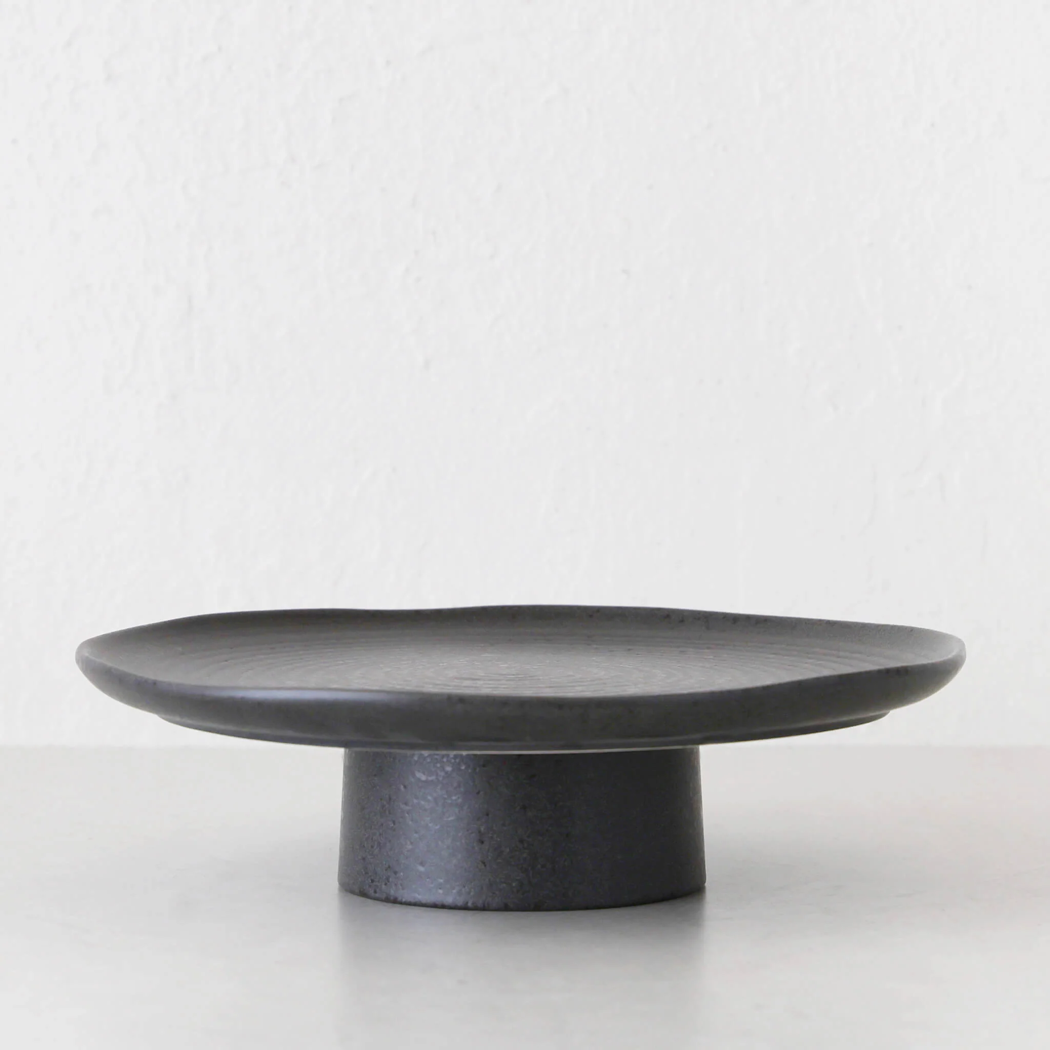 OTTAWA STONEWARE FOOTED CAKE STAND  |  STONE - Image 5