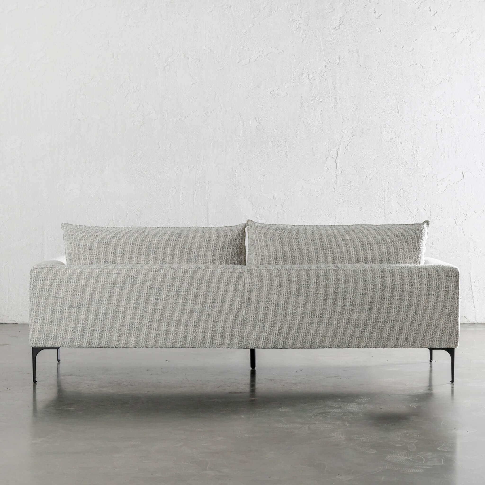 PILOTI 3 SEATER SOFA | ASHEN MIST BOUCLE - Image 4