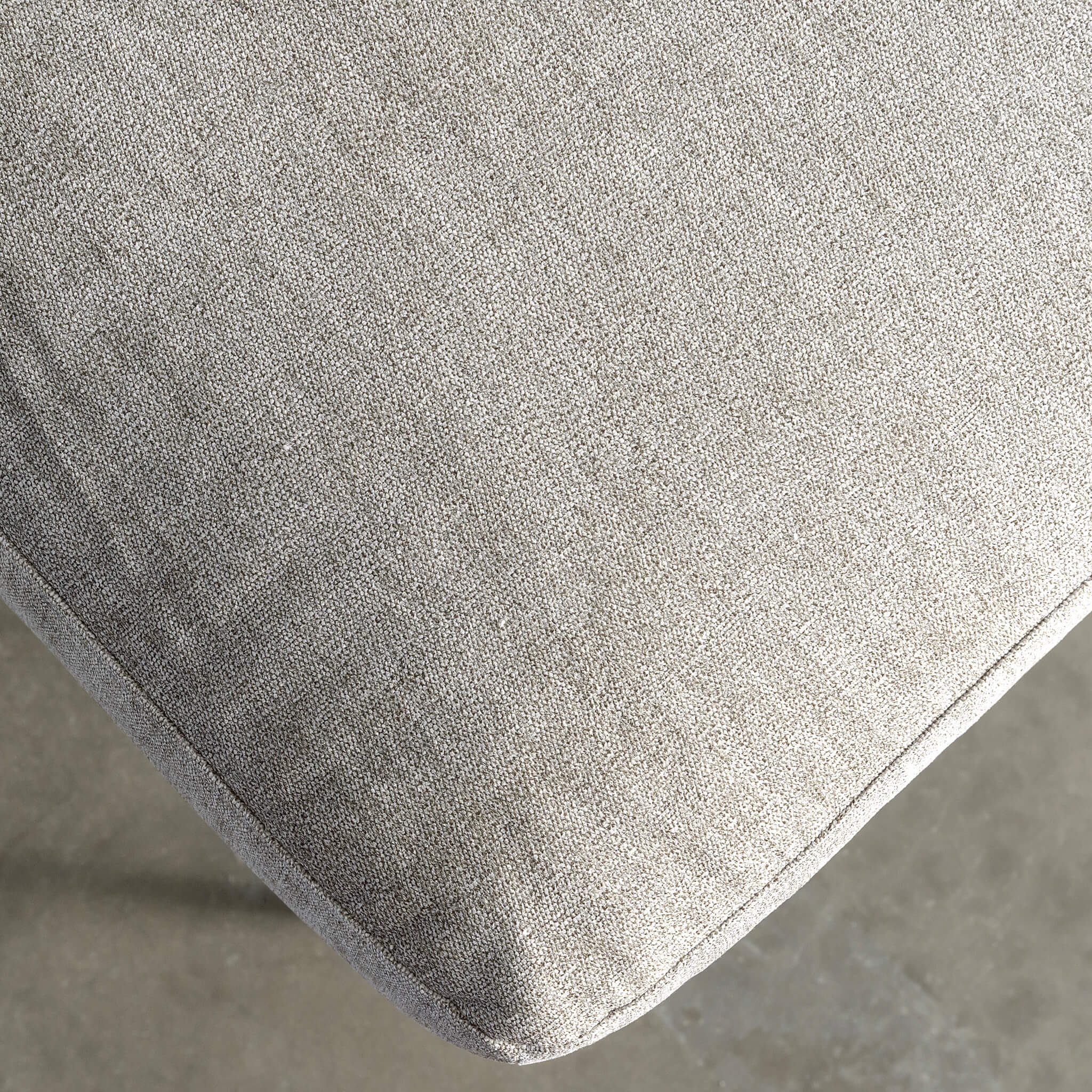 PILOTI 3 SEATER SOFA | FLAGSTONE ASH - Image 6