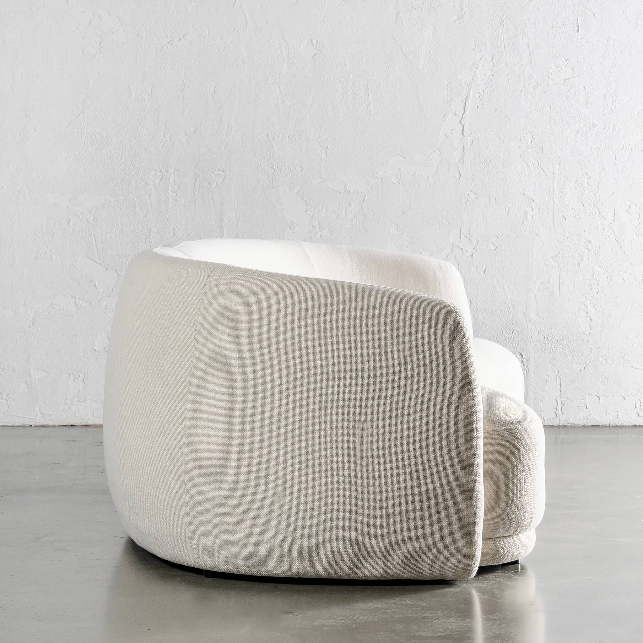 PURBECK CURVED SOFA  |  SKIMMING STONE WEAVE - Image 4