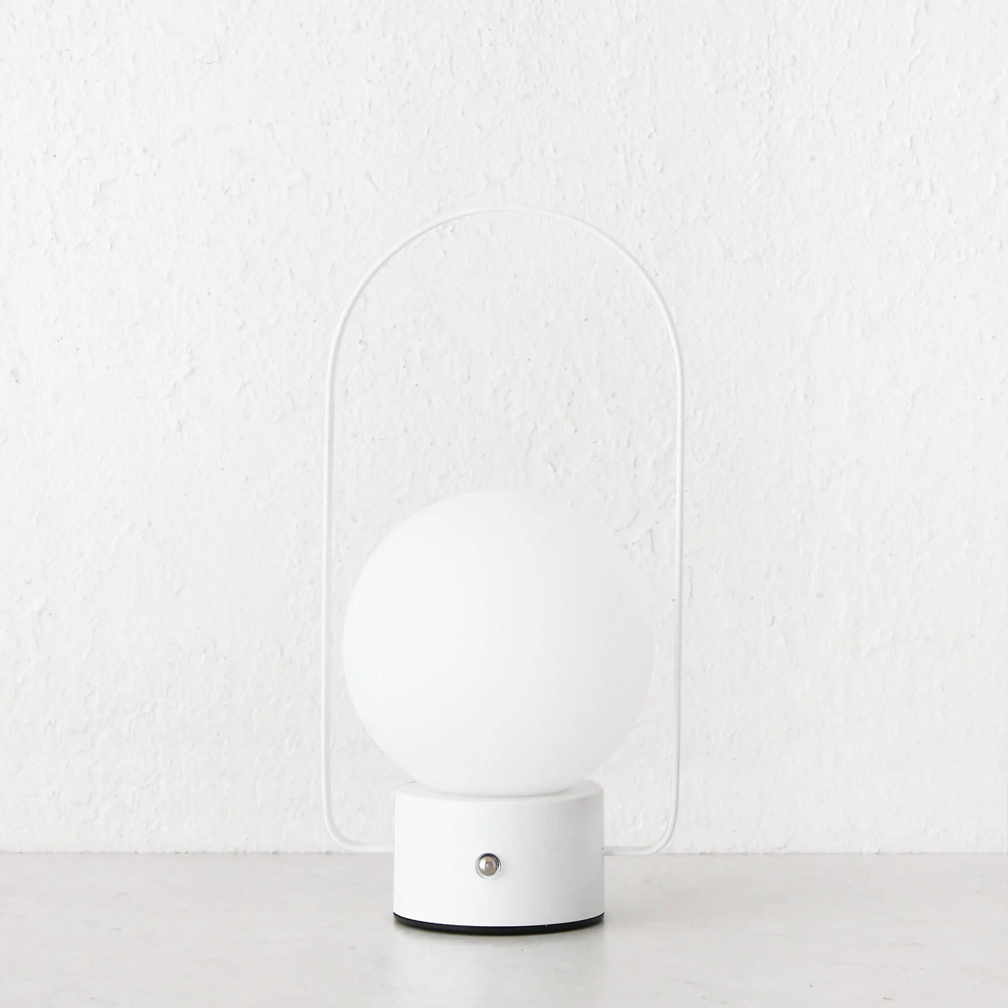 RIBEIRA BRAVA LED RECHARGEABLE LANTERN WITH HANDLE | 26CM | WHITE - Image 2