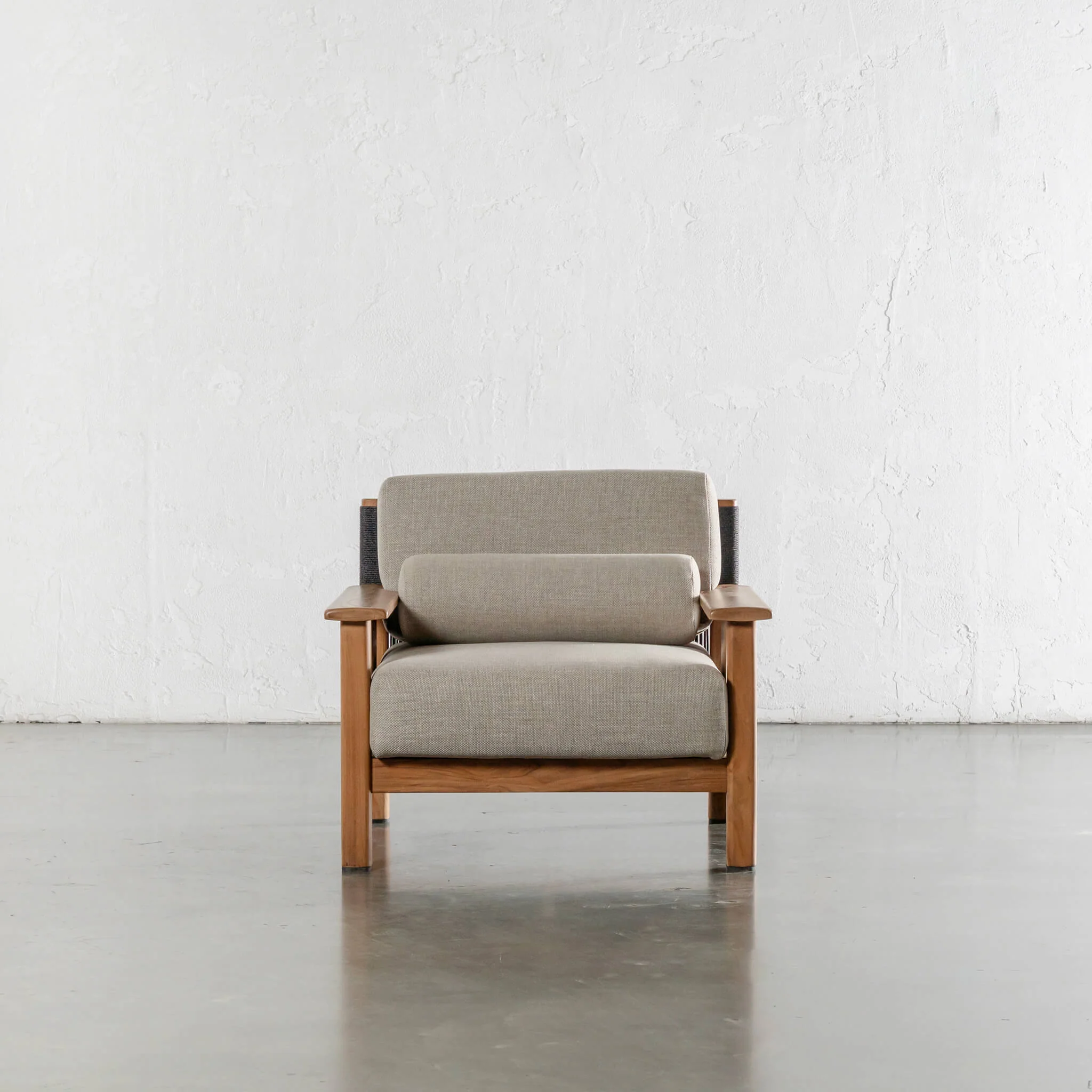 RIVA LEVANTE OUTDOOR 3 PIECE BUNDLE  |  PORTLAND STONE + BLACK NOIR ROPE | NATURAL TEAK FRAME - Image 13