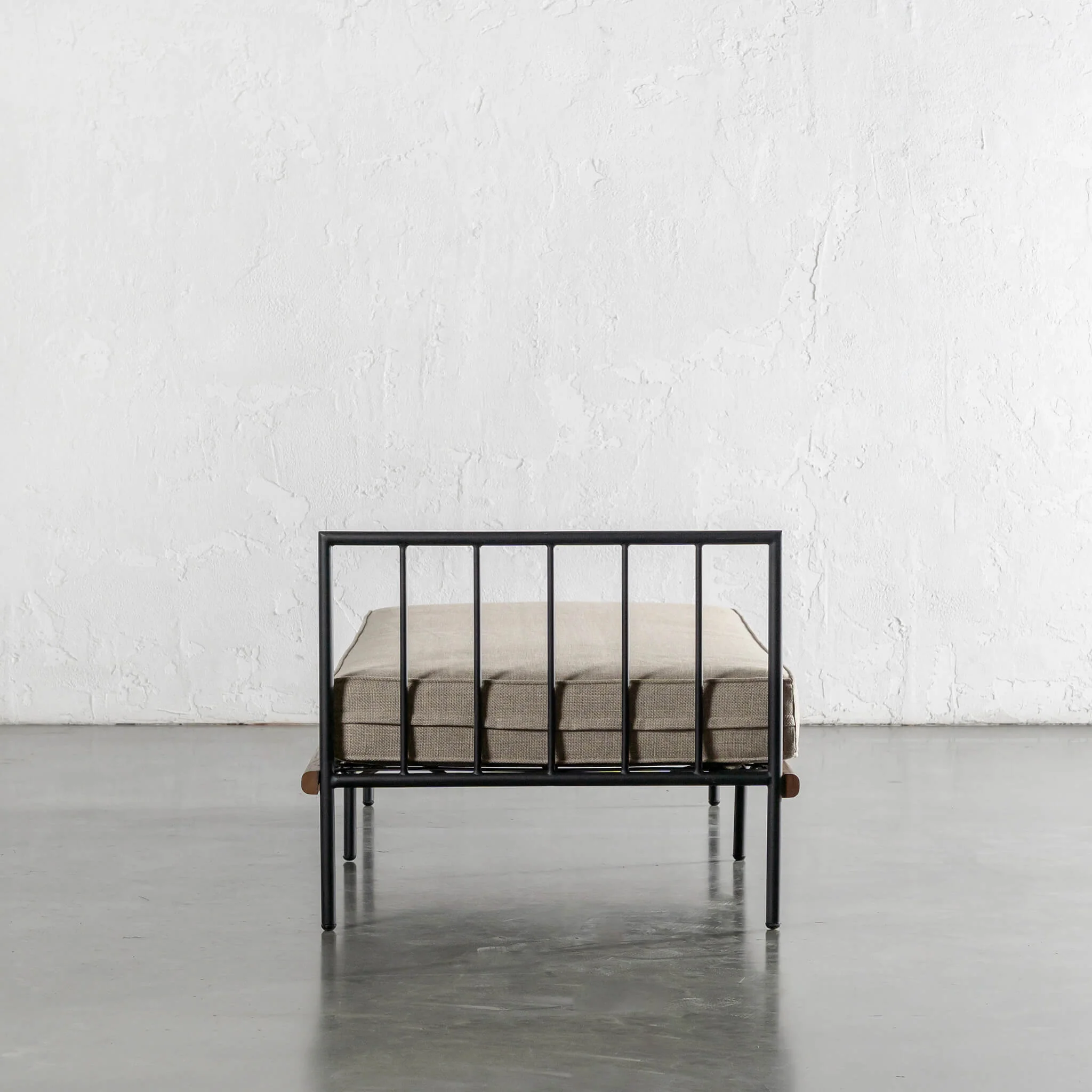 SAN ANDREAS OUTDOOR DAYBED  |  BALSA STONE + WHITE SEASIDE STRIPE - Image 5