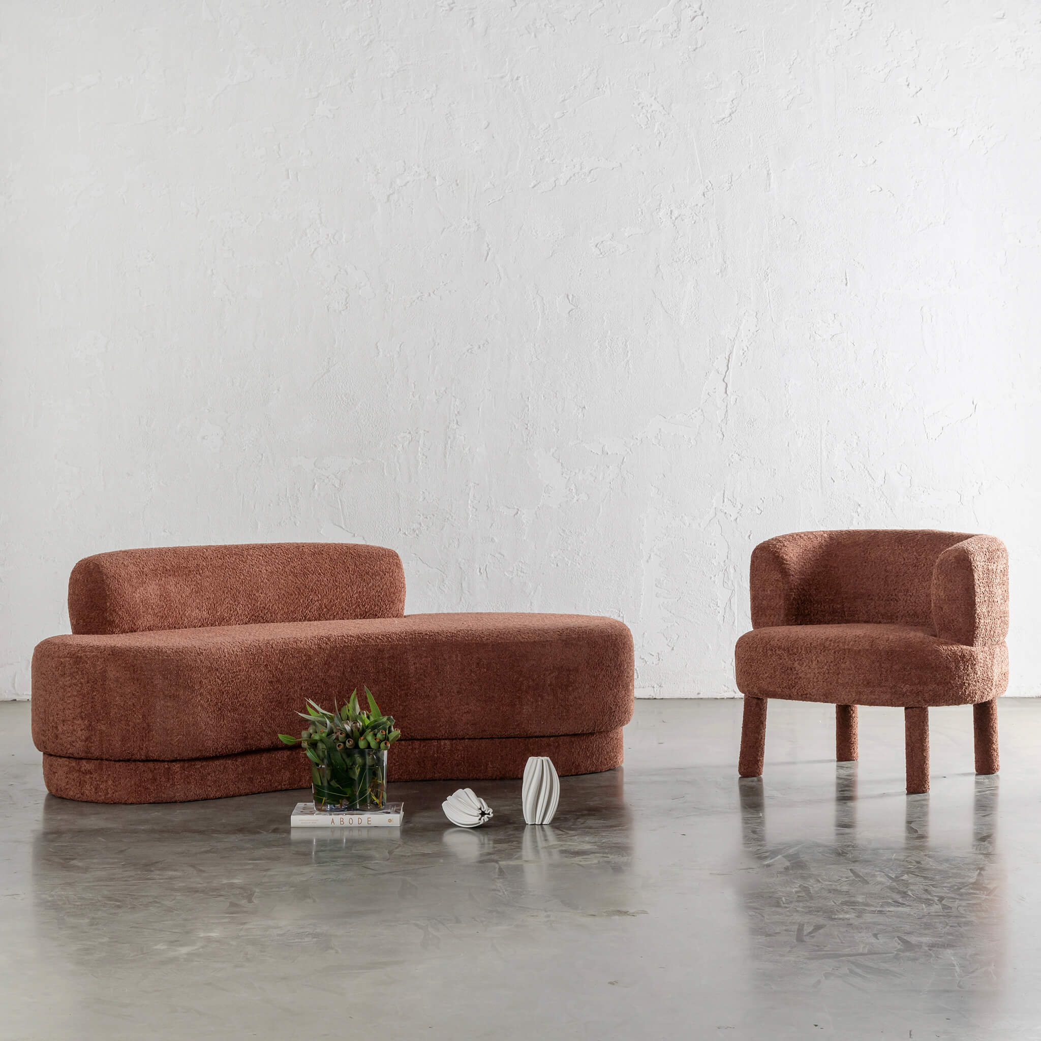 SEVILLA CURVE DAYBED  |  CARMEN RUST BOUCLE - Image 5
