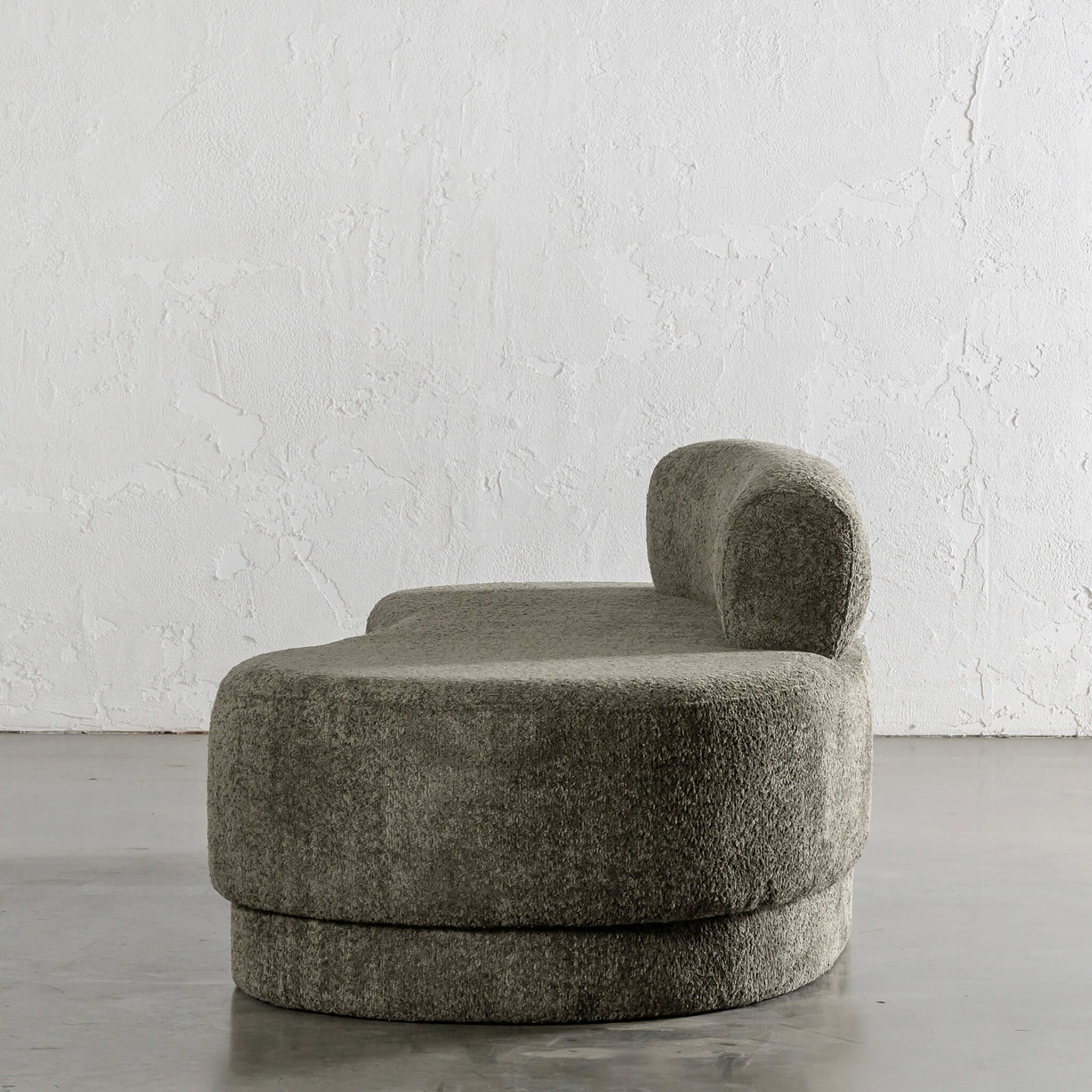 SEVILLA CURVE DAYBED  |  MANGROVE LEAF BOUCLE - Image 6