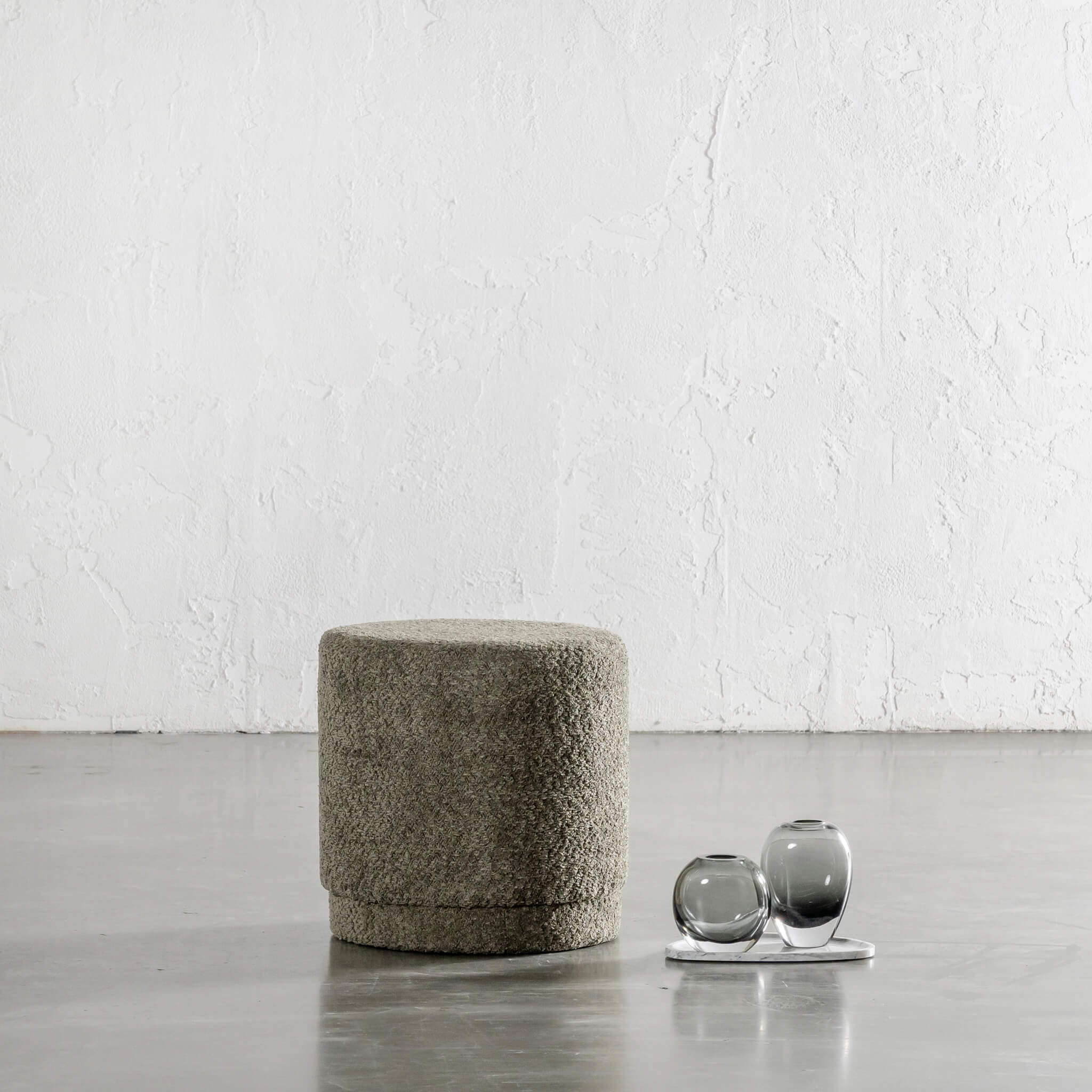 SEVILLA ORGANIC OTTOMAN BUNDLE X3 | ROUND OTTOMAN + 2 X BEAN BENCHES | MANGROVE OLIVE BOUCLE - Image 3