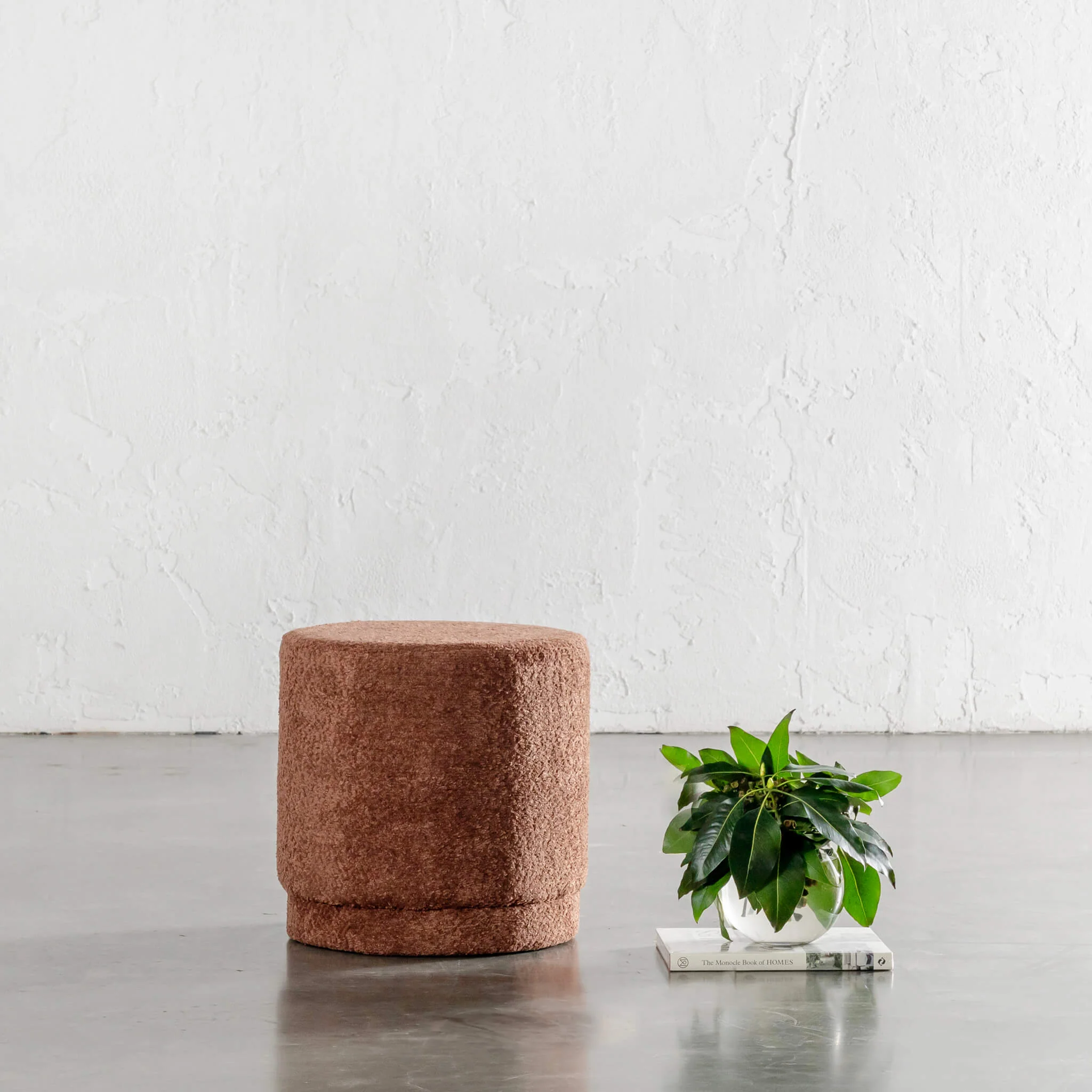 SEVILLA ORGANIC ROUND OTTOMAN | CARMEN RUST BOUCLE
