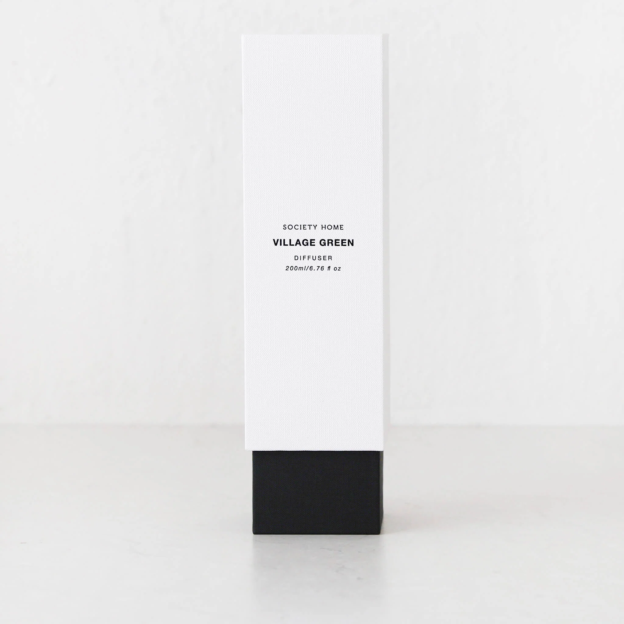 SOCIETY HOME  |  SCENTED DIFFUSER   |  200ML  |  VILLAGE GREEN - Image 3