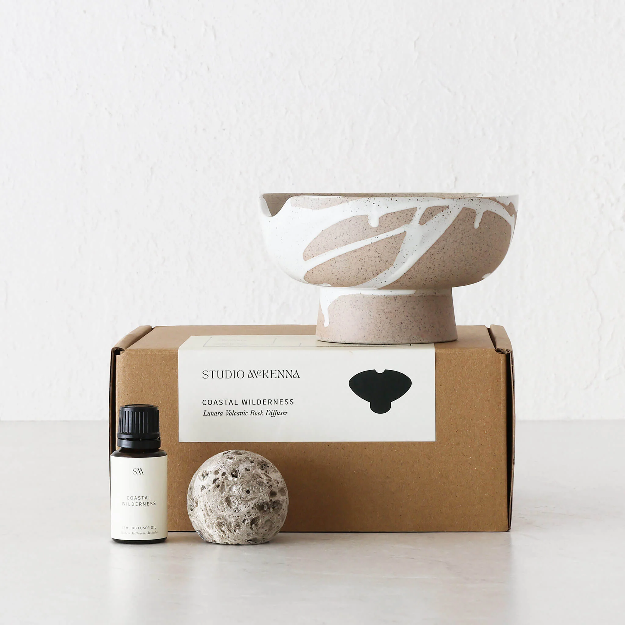 STUDIO MCKENNA | LUNARA SCENTED DIFFUSER SET | COASTAL WILDERNESS - Image 3