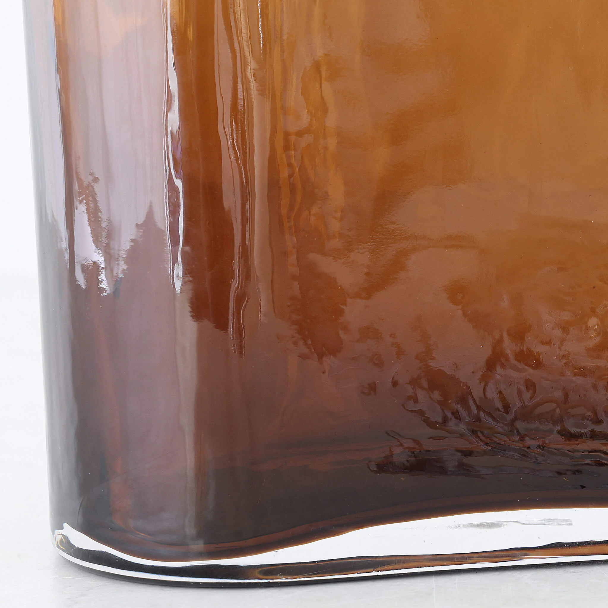 TULLY GLASS VASE BUNDLE X2  |  M + L  |  OPAQUE AMBER GLASS - Image 3