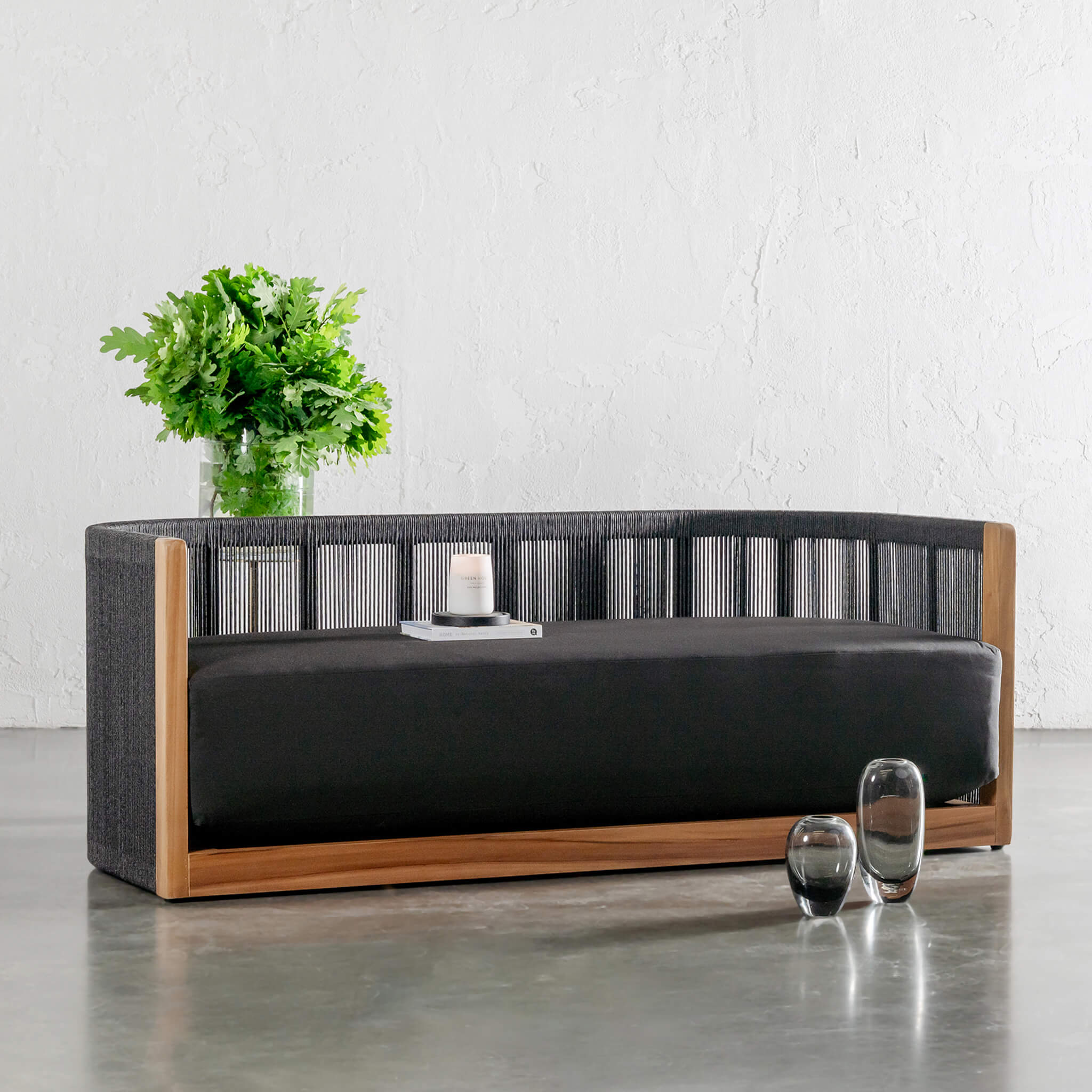 VALLECITO 2.5 SEATER OUTDOOR SOFA | BLACK NOIR