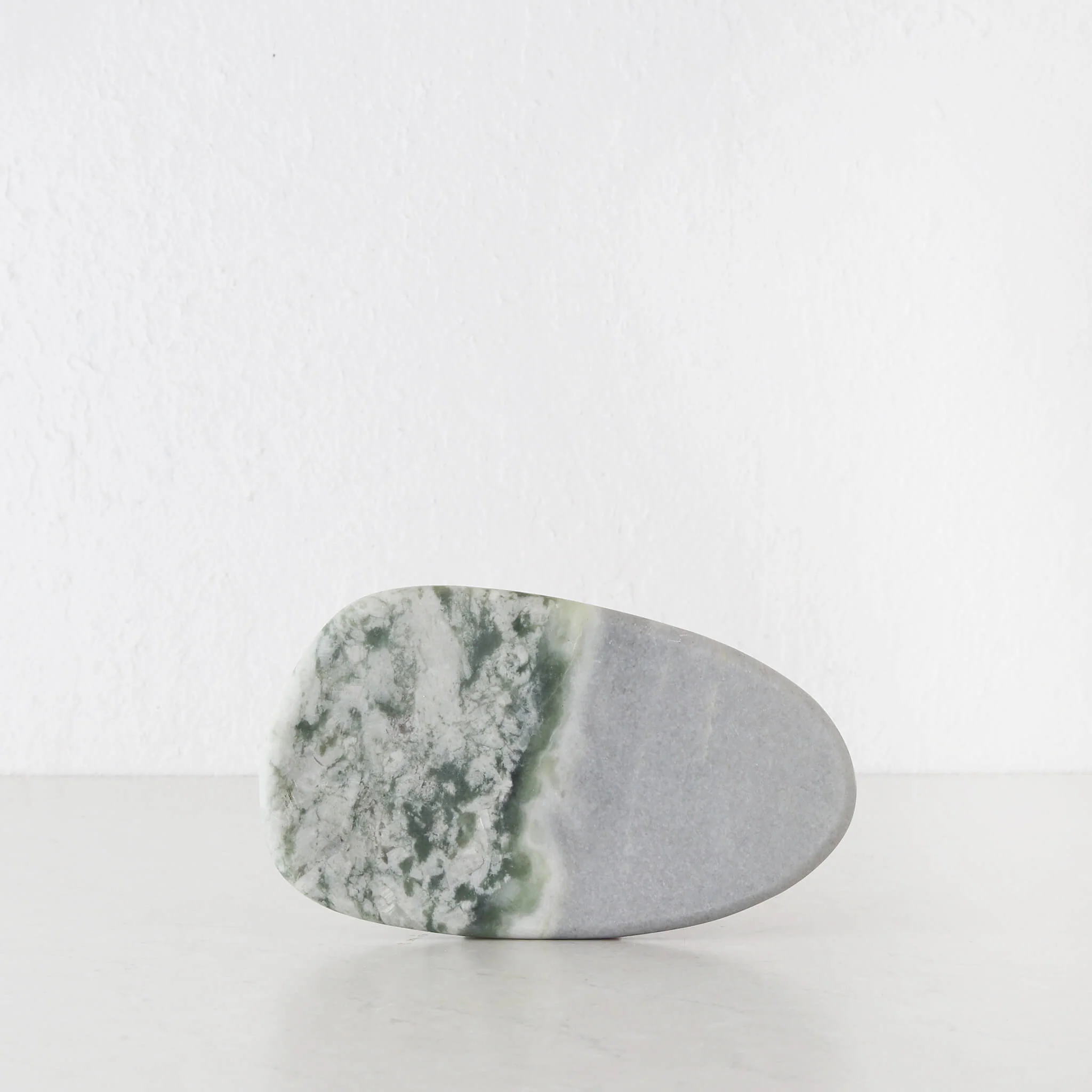 XENA OVAL MARBLE SERVING BOARD | 24CM | GREEN MARBLE