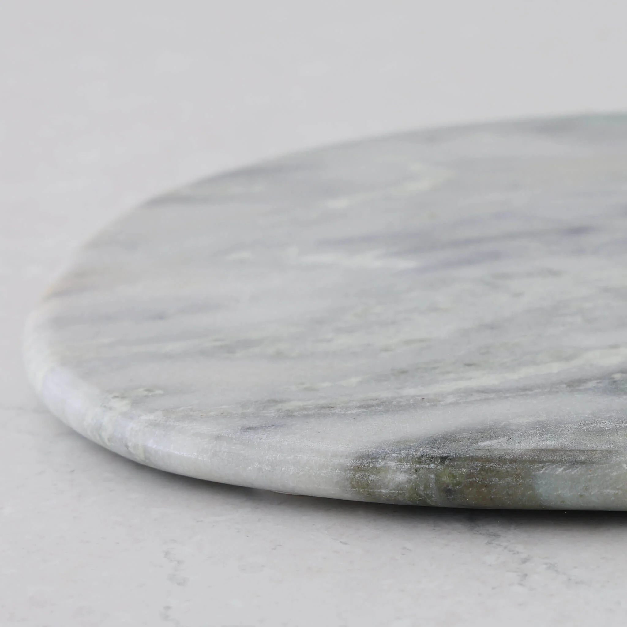 XENA OVAL MARBLE SERVING BOARD | 38CM | GREEN MARBLE - Image 2