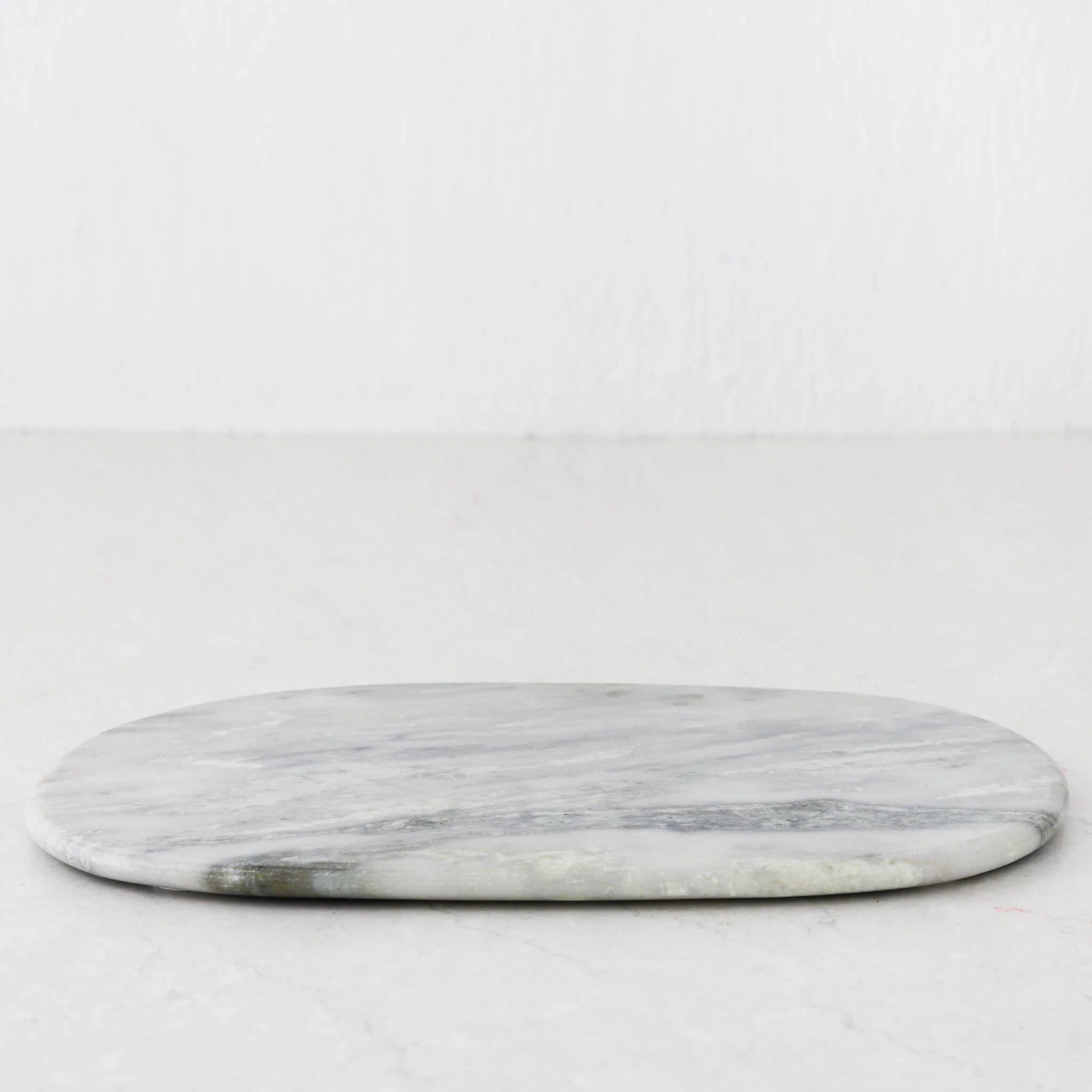 XENA OVAL MARBLE SERVING BOARD | 38CM | GREEN MARBLE - Image 3